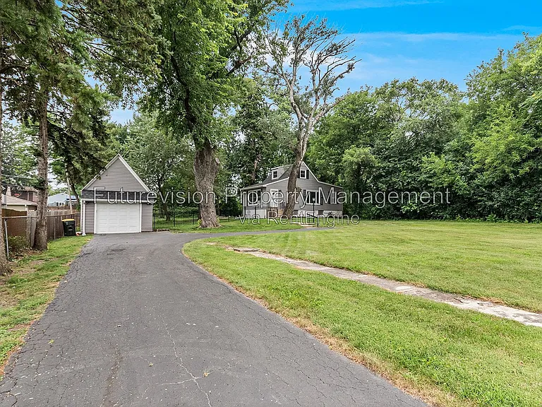 28 S Richmond Ave — Photo 10