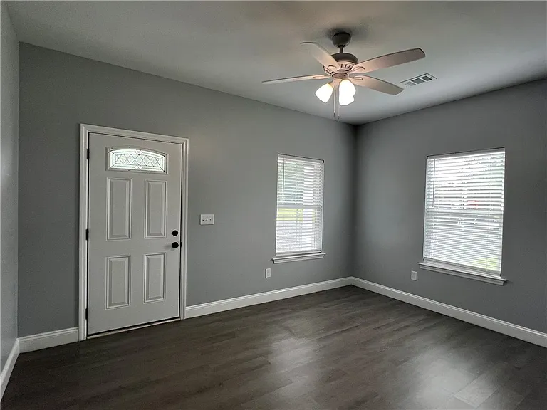 1518 Swamp Rd SE — Photo 7