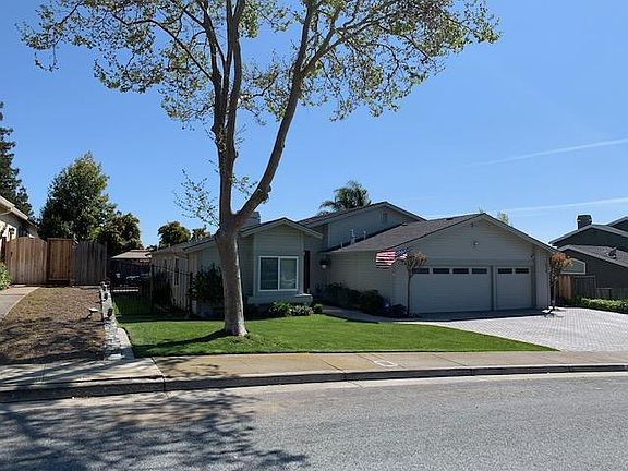 2nd image of 3592 Slopeview Dr
