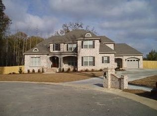 287 Southfield Ct, Bonaire, GA 31005