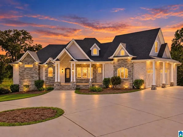 8287 Bluff Ridge Rd, Bessemer, AL 35022