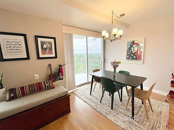 4th image of 301 N Beauregard St #1-1007