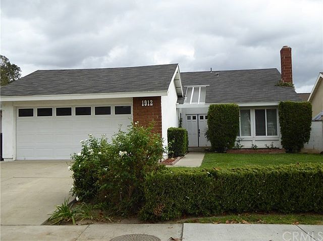 1st image of 1912 N Canyon Cir