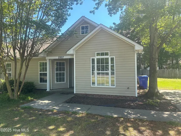 2907 Flintridge Drive, Greenville, NC 27834