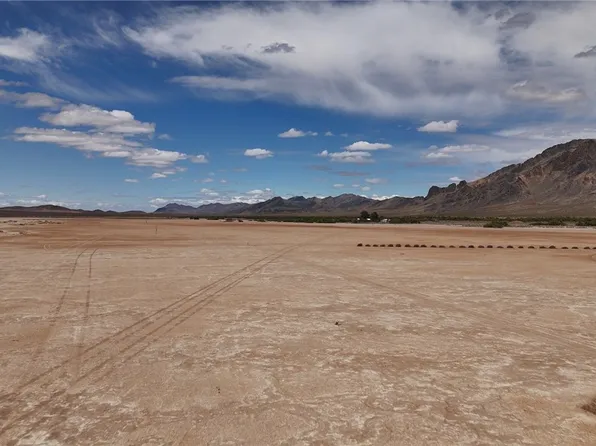 8351 W Baker St, Pahrump, NV 89060