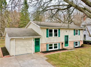 47 Frazier St, Brockport, NY 14420