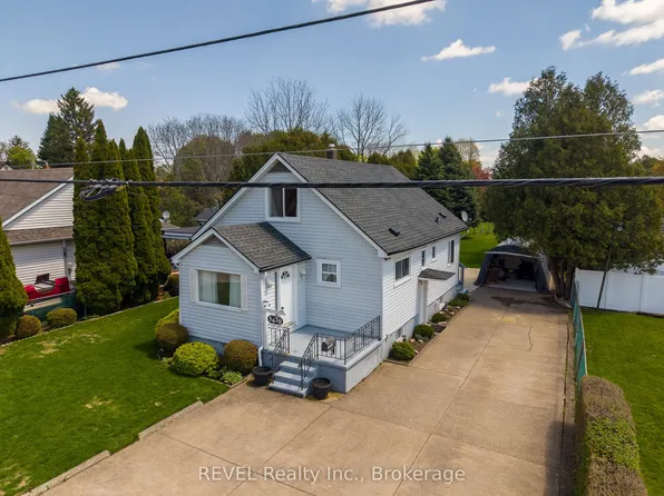 3430 Saint George Ave, Niagara Falls, ON L2J 2P8