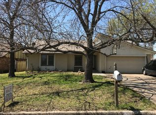626 S Fir Ct, Broken Arrow, OK 74012