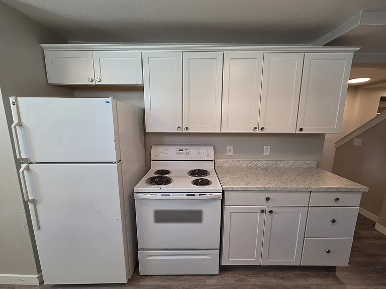 352 I St — Photo 14