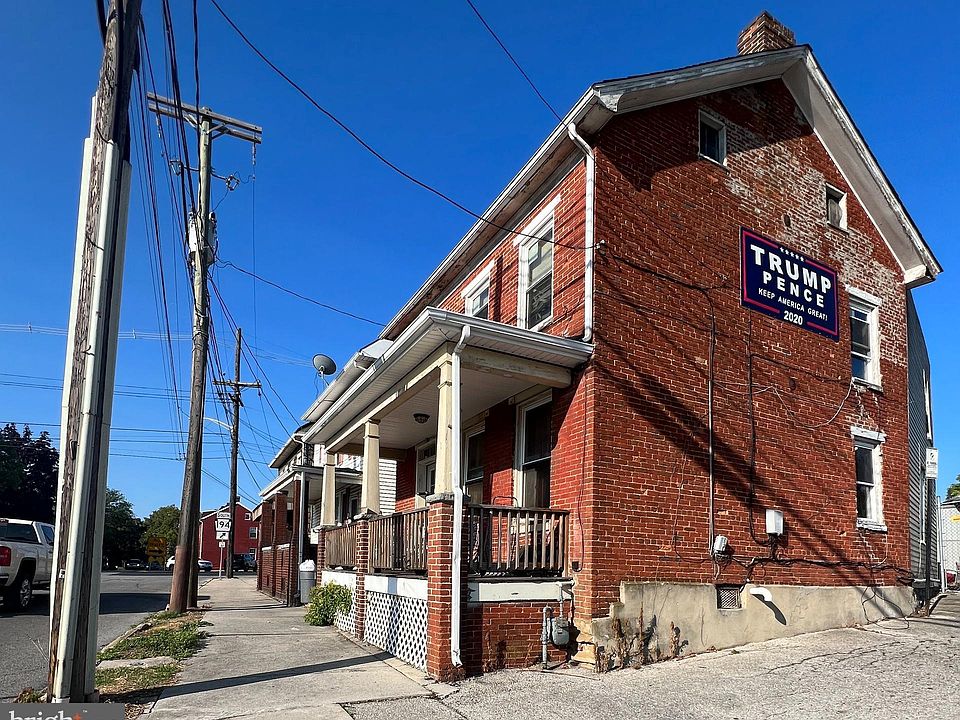 2nd image of 404 Broadway