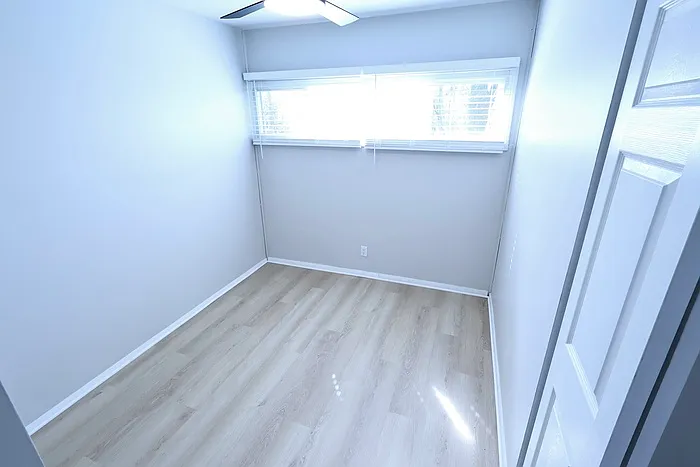 1859 Delia Ave — Photo 5