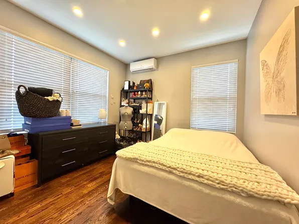 18-64 41st Street image 15 of 18