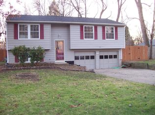 6256 Kirkwall St, Madison, OH 44057