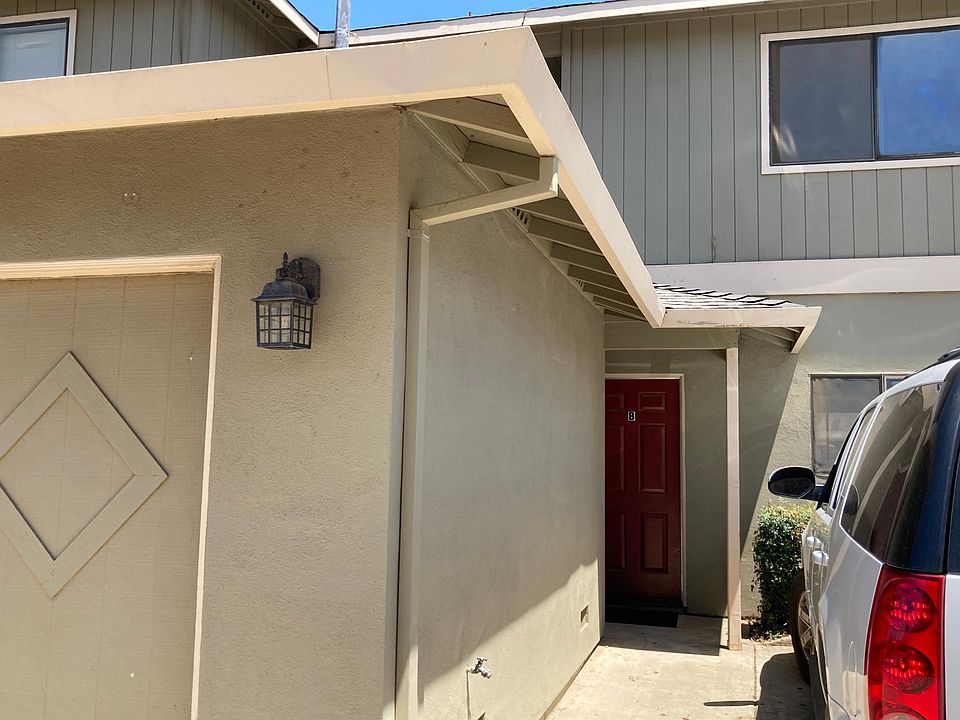 2nd image of 513 Chardonnay Dr APT B