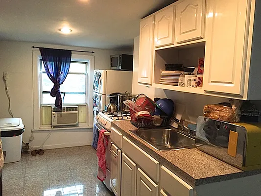 Rented by Friedman Roth Realty | media 19