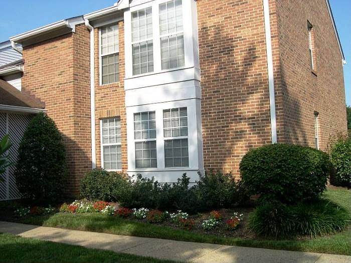 1st image of 2588-G S Arlington Mill Dr #7