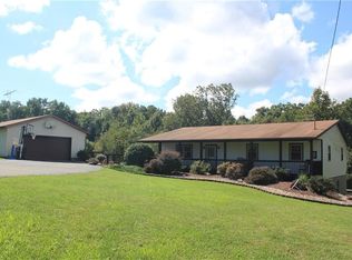 1664 Briggs Hill Rd, Belpre, OH 45714