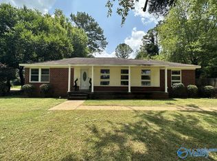 2111 Sullivan Rd NW, Huntsville, AL 35810