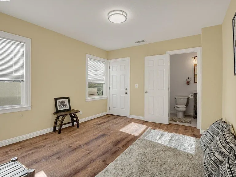 755 Bird Ave — Photo 12