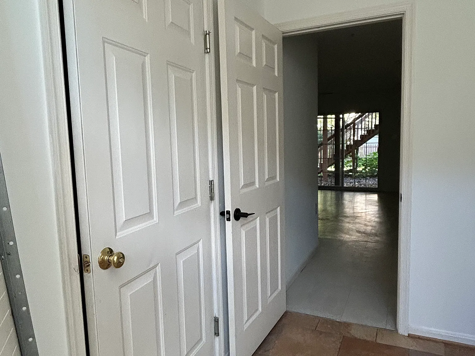 3 bed, 2.5 bath, 2166 sqft, $2,995 — Photo 3