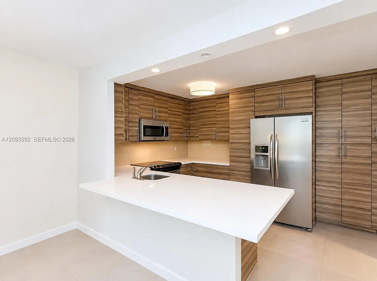1020 Meridian Ave — Photo 1