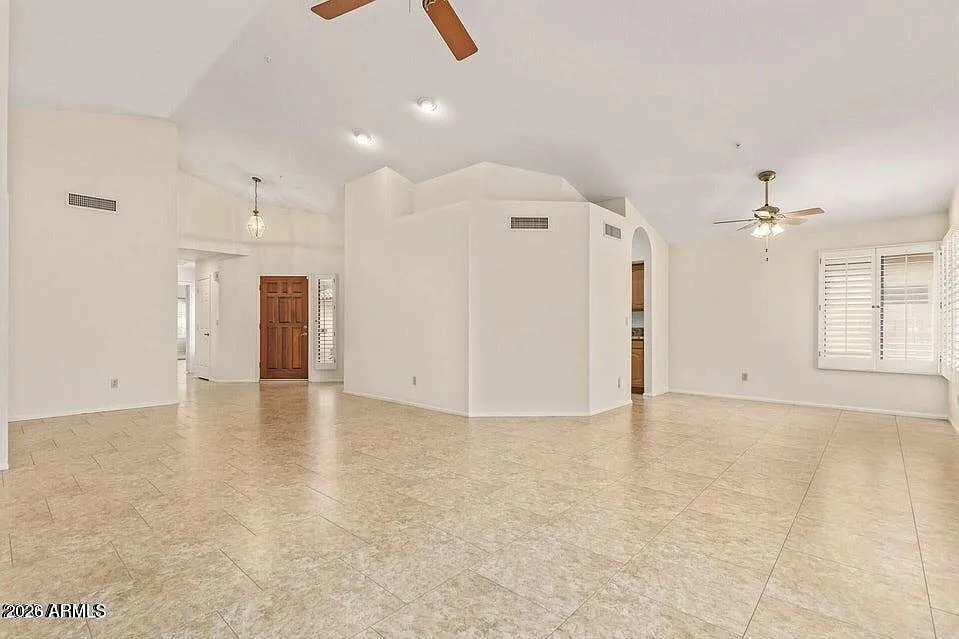 3 bed, 2.0 bath, 1791 sqft, $3,500 — Photo 2