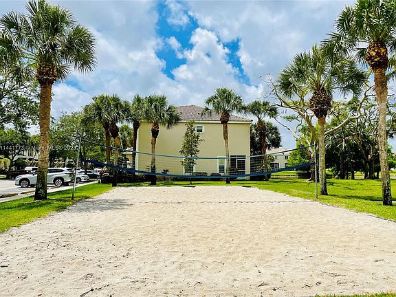 4th image of 4995 Palmbrooke Cir #4995