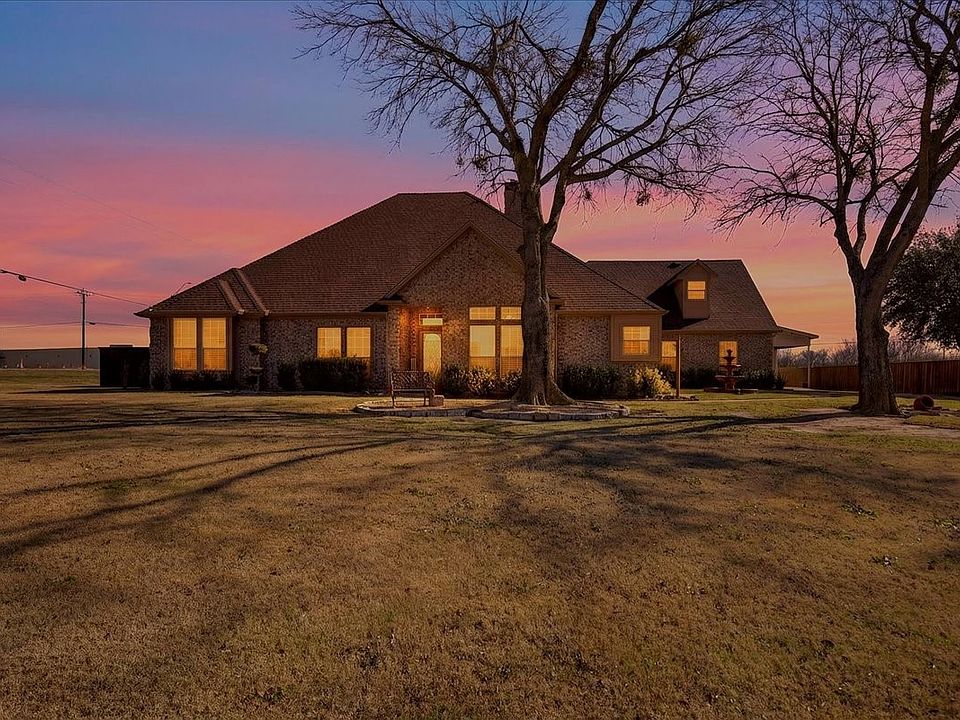 1st image of 10411 Woodbridge Dr