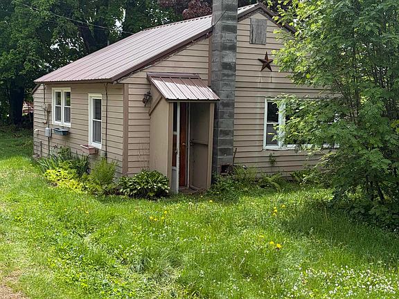 4th image of 190 Leavitt Road