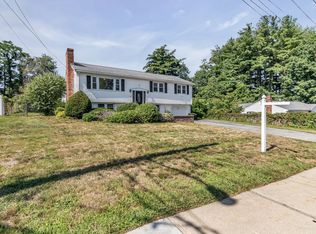 36 Prouty Rd, Burlington, MA 01803