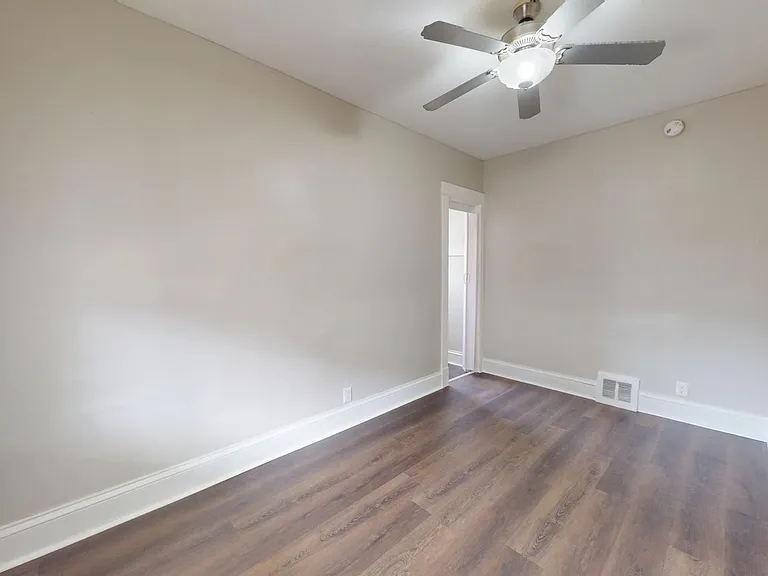 4420 Bush Ave — Photo 28