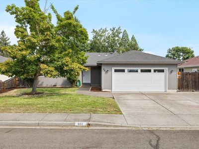 881 Westrop Dr, Central Pt, OR, 97502