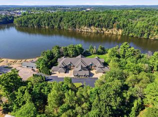 40 Illinois Ave UNIT 8, Wisconsin Dells, WI 53965