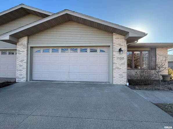 1100 Hawthorn Rdg, Macomb, IL 61455