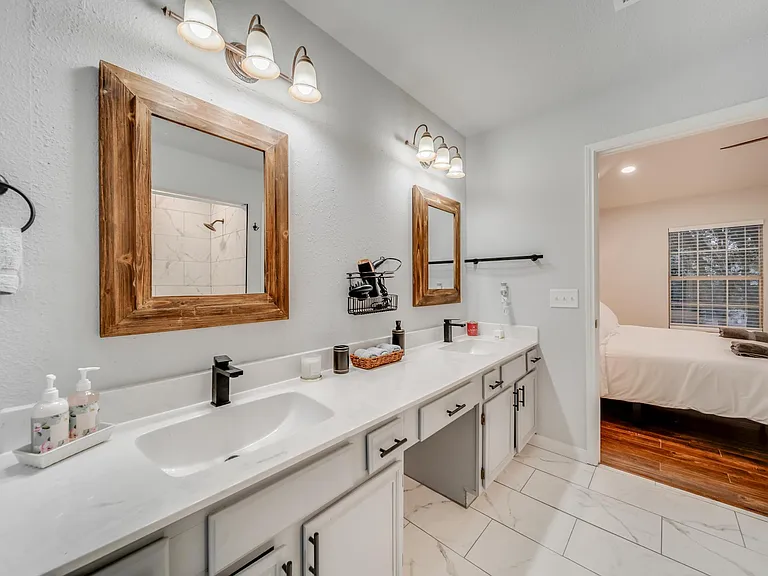 843 Sonora Ln — Photo 25