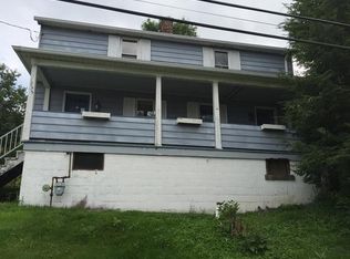 1235 Latrobe Derry Rd, Loyalhanna, PA 15661