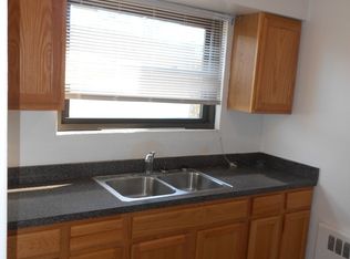 7343 N Sheridan Rd #3, Chicago, IL 60626