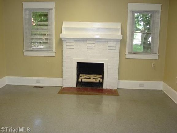 5th image of 2905 E Bessemer Ave