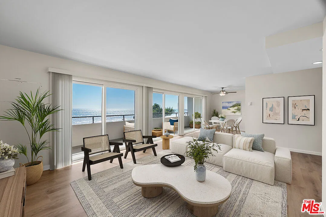 2 bed, 2.0 bath, 1200 sqft, $5,495 — Photo 3