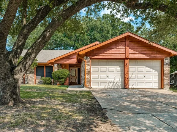 6405 Pilgrim Ln, Arlington, TX 76002