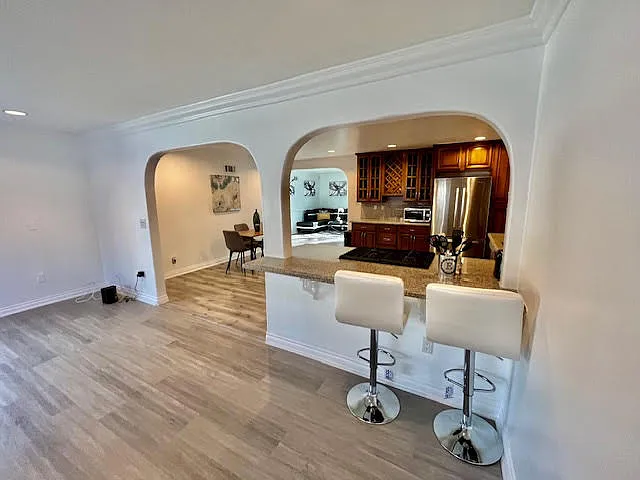 4880 Bruges Ave — Photo 10