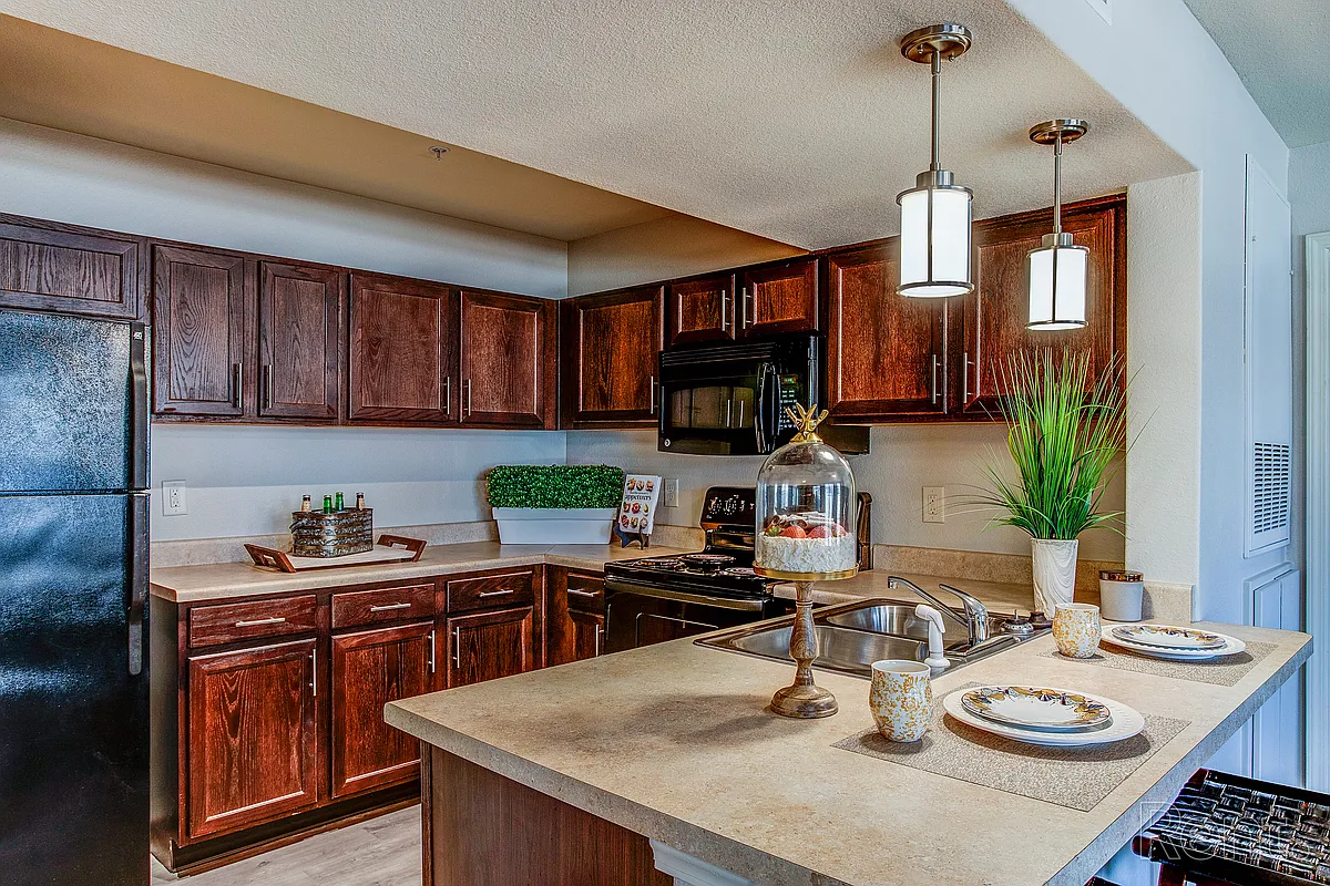 Building Photo - Centerstone Apartments