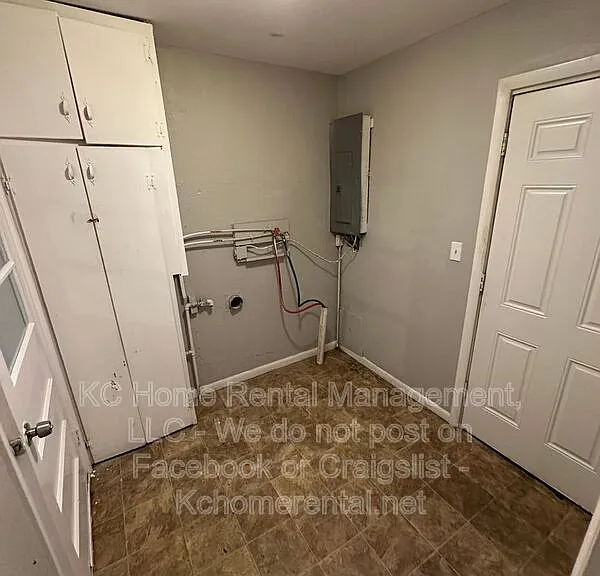 7604 E 107th St — Photo 24