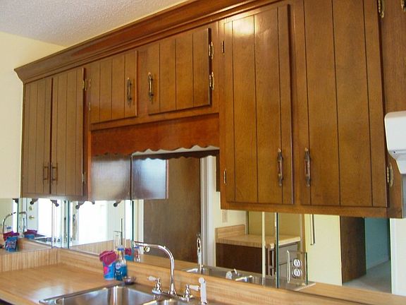 Lots of cabinets