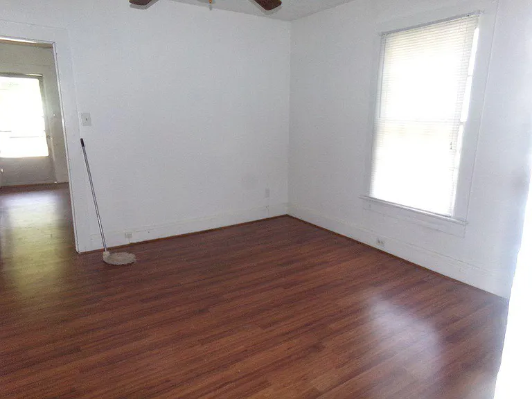 247 Winslow St — Photo 2