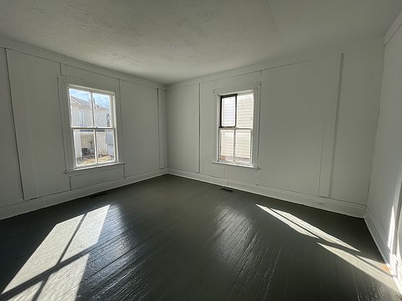 3rd image of 2200 Memorial Ave Unit A