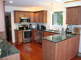 107 Hanover Rd, Newtown, CT 06470