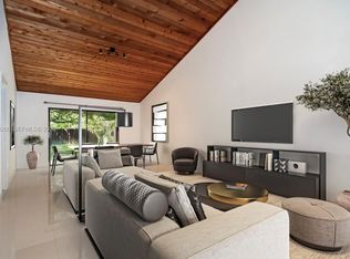 2911 N 33rd Ter, Hollywood, FL 33021