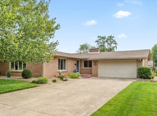 2545 Chestnut St, Columbus, IN 47201