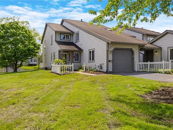 125 Summerhaven Dr S, East Syracuse, NY 13057